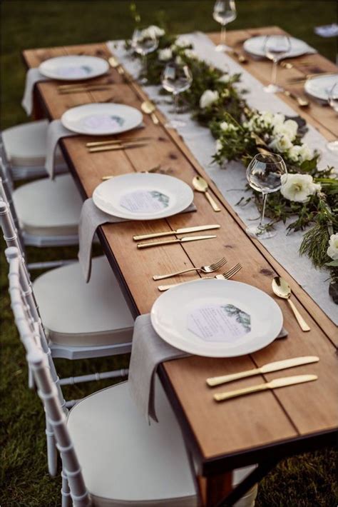 décoration de mariage mariage champêtre déco de table table en bois