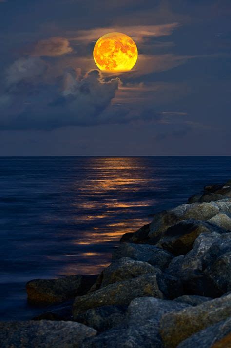 26 Best Moon Scenes Images Beautiful Moon Pictures Shoot The Moon
