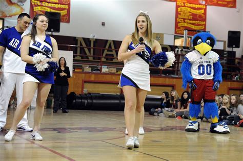 A Cheerleader From The Us Air Force Academy Explains The Importance