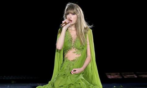 Taylor Swift Brings A Record Breaking Audience To Pittsburghs Stadium