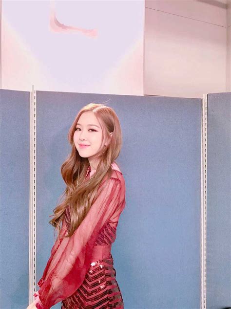 Rosé has also enjoyed a successful independent career while amassing a large following. Blackpink-Rose-Instagram-2018-2