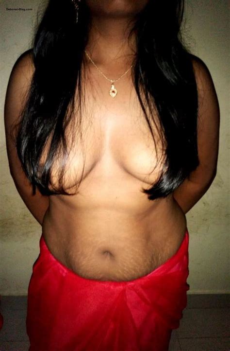Xossip Bhabhi Saree Naked