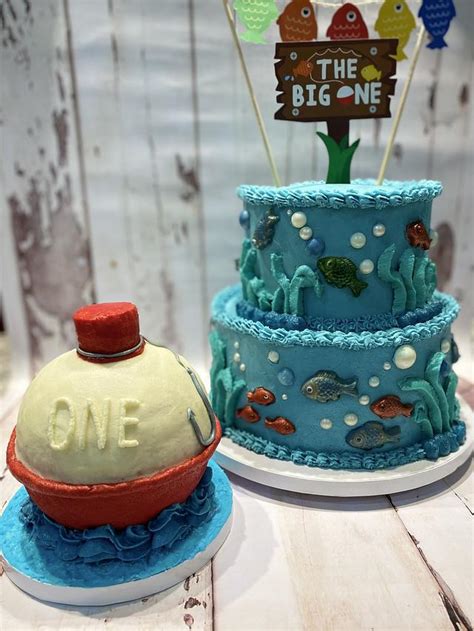 “the Big One” Birthday Cake And Fishing Bobber Smash Cake Cakesdecor