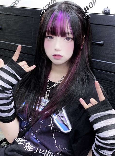 Anime Cosplay Girls Kawaii Cosplay Hair Color Streaks Hair Dye Colors Grunge Goth Grunge