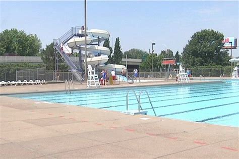 Evansvilles Hartke Pool Opens For Summer Fun