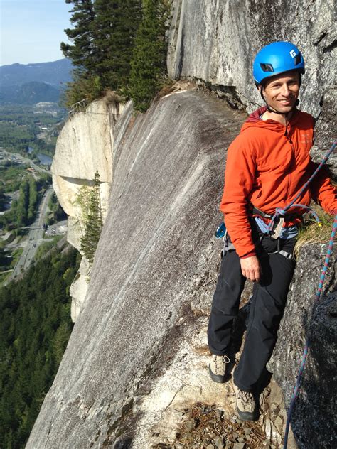 Belly Good Ledge Grand Wall Squamish Altus Mountain Guides
