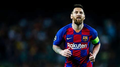 The argentine had been nearing the end of his deal at the nou camp but now looks set to commit his future to the club for a further two years following positive talks. Football news - Lionel Messi doubts he will make "dream ...