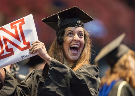 Nearly 750 Unl Students Receive Degrees Nebraska Today University