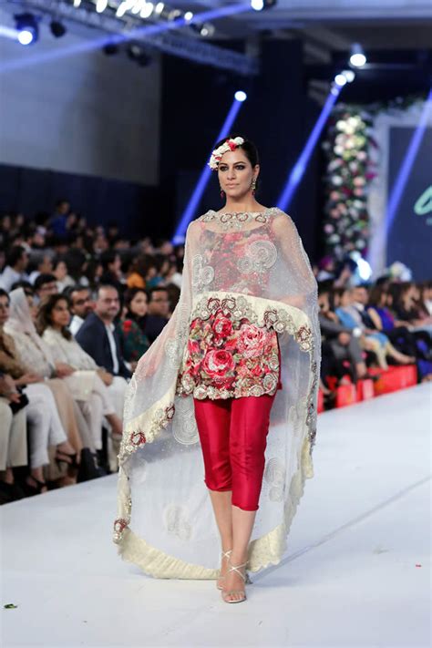 Asifa And Nabeel “venetian Dreams” Collection Pfdc L Oréal Paris Bridal Week 2015 Pakistani