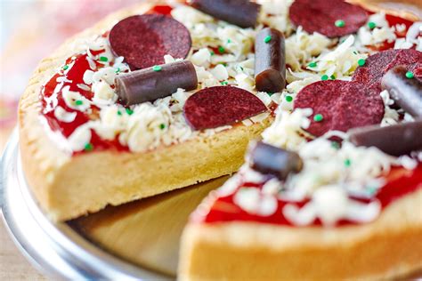Recipe Pizza Party Cookie Cake Kitchn