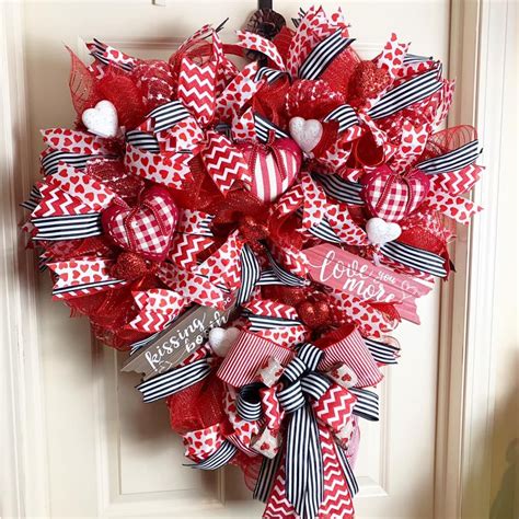 Valentine Wreaths For Your Front Door Valentine Wreath Valentine Day