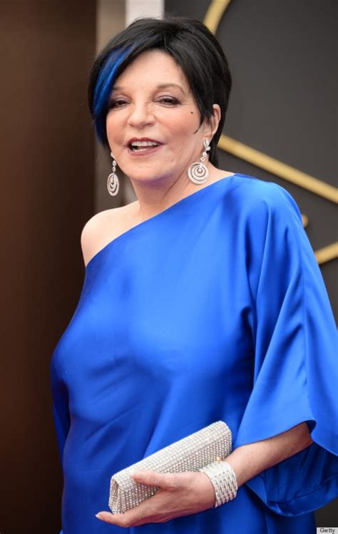 Liza Minnellis Blue Hair At The Oscars Puts All Those Updos To Shame