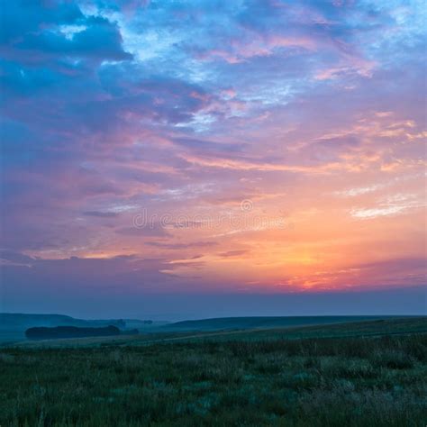Sunrise And Grassland Stock Image Image Of Bright Fresh 26070605