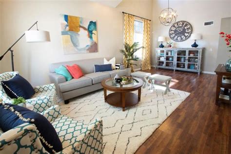 Eclectic Living Space Is Perfect For Entertaining Hgtv