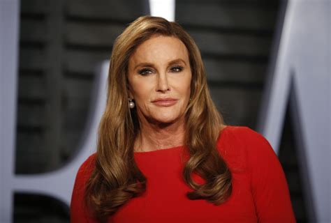 Caitlyn Jenner Says She Will Run For Governor Of California Pbs Newshour