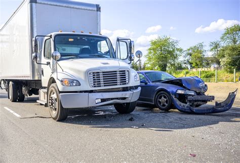 8 Common Causes Of Commercial Truck Accidents Free Consultations