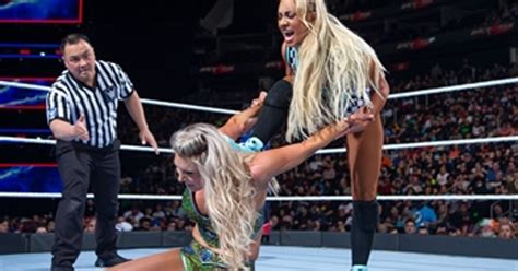 Carmella Vs Charlotte Flair Smackdown Womens Title Match Wwe