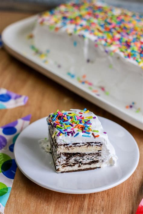 Oh So Easy Ice Cream Sandwich Cake About A Mom