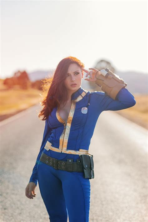Pin By Nate Keith On Cool Cosplay Cosplay Outfits Fallout Cosplay