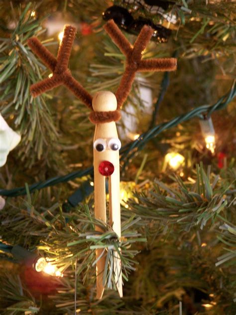 Sew Gracious The Blog Clothespin Reindeer Christmas Ornament Tutorial Christmas Clothespins