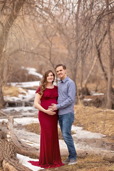 Outdoor Couple Maternity Photoshoot Ph