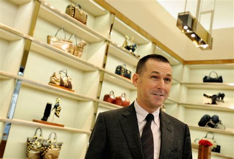 Former Gucci Executive Mark Lee To Lead Barneys The New York Times