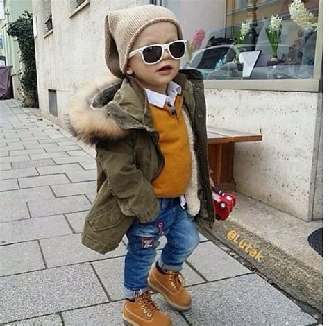 From middle english *swaggen, swagen, swoggen, probably from old norse sveggja (to swing, sway). Swag Pictures, Photos, and Images for Facebook, Tumblr ...