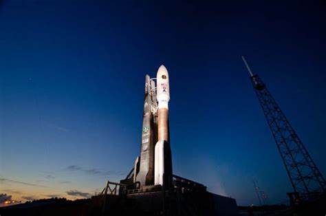 Spaceflight Now Atlas Launch Report Atlas 5 Rocket At Night