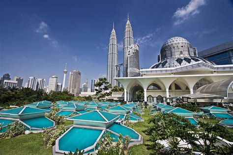 It's never too late to book a trip. Beautiful Kuala Lumpur - We Need Fun