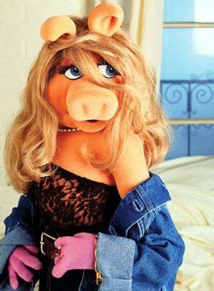 Miss Piggy Biography Miss Piggy Muppets The Muppet Show