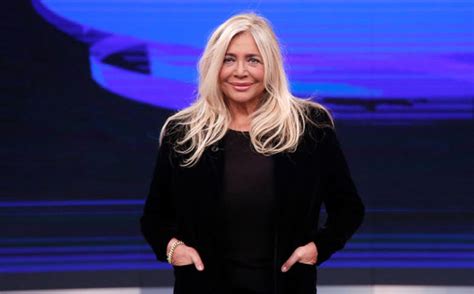 Mara venier news, gossip, photos of mara venier, biography, mara venier boyfriend list 2016. Domenica In: 7 aprile, anticipazioni; tra gli ospiti The ...