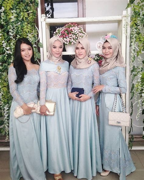 model baju bridesmaid hijab baju brokat