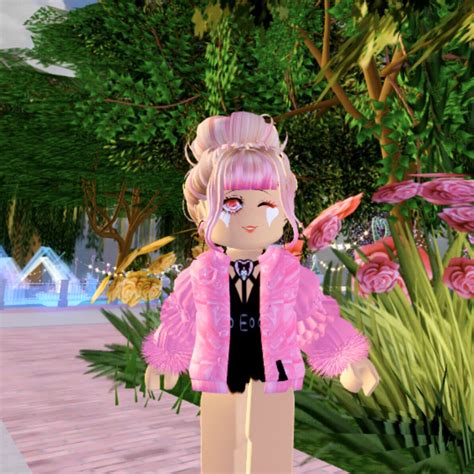 Aesthetic Roblox Outfits Royale High
