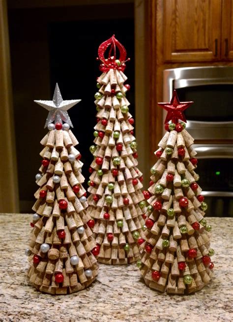 wine cork christmas trees gotcorks wine cork crafts christmas christmas wine christmas