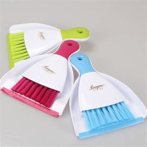 Fashion Mini Broom Dustpan Mini Clean Dust Cleaning Brush Set Keyboard