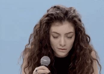 Lorde Gif Find Share On Giphy