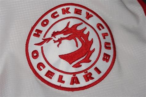 Hc Oceláři Třinec Logo Hc Ocelari Trinec Away Stolni Hokej Ve