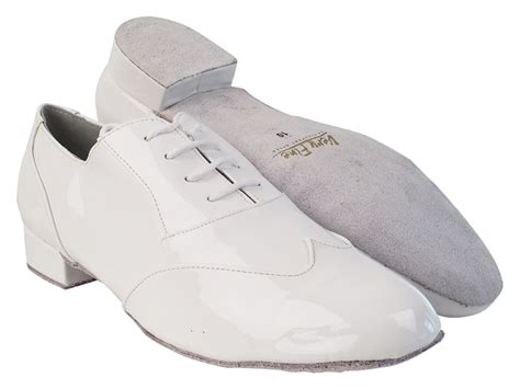 M100101 210 White Patent Puwhole Shoes M100101 210 White Pa