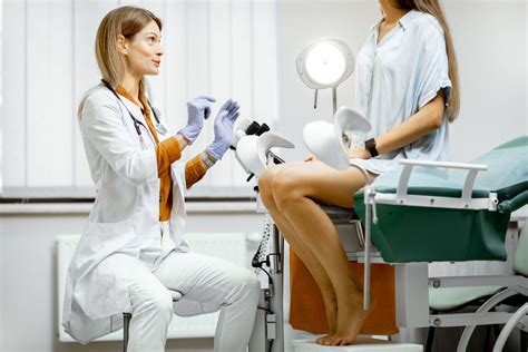 5 Things You Should Know Before Your First Trip To The Gynecologist
