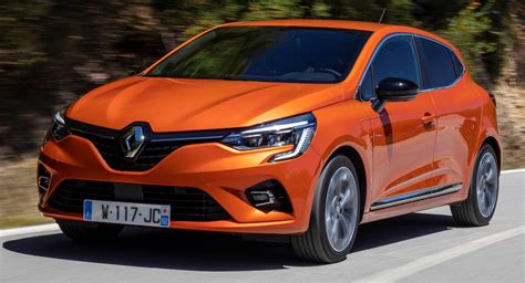 Renault Clio Detailed At Media Drive Photo Shoot Carscoops
