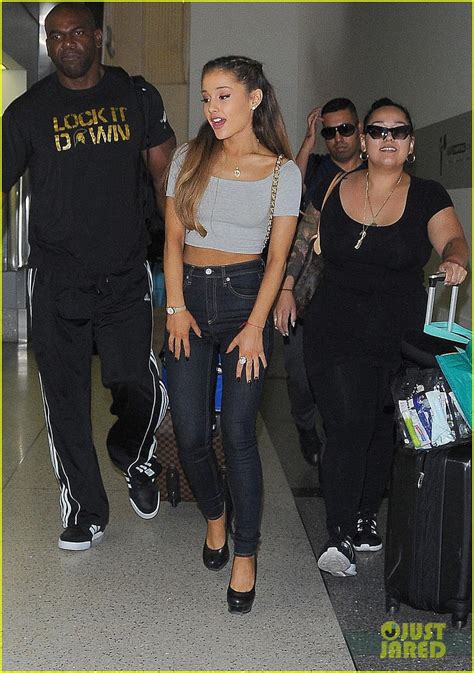 Photo Ariana Grande Bares Midriff In Love Me Harder Behind The Scenes