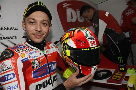 Valentino Rossis Supersic Tribute Helmet Asphalt And Rubber