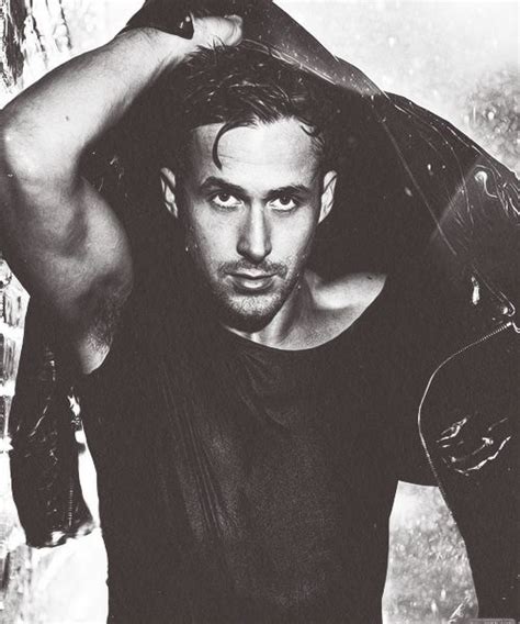 Ryan Gosling Wet Yes Please Ryan Gosling Celebrities Beautiful Men