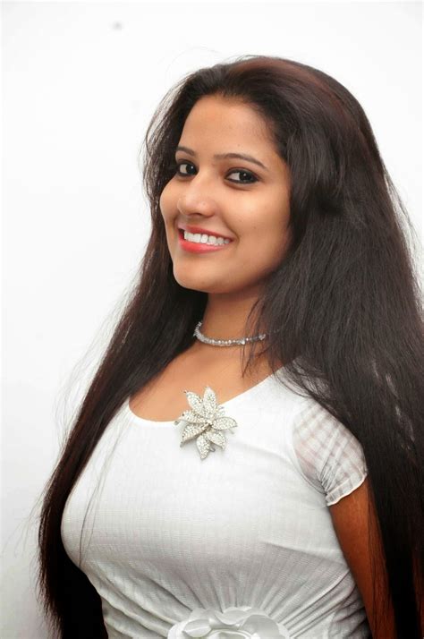 Actress Telugu Vandana For Long Hair Gallery Shiner Photos