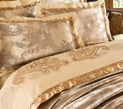 Divastyles Satin Silk Jacquard Goldbronze 4 Piece Luxury Bedding
