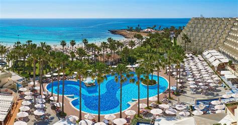 Hotel Mediterráneo in Sa Coma - Majorca | HIPOTELS