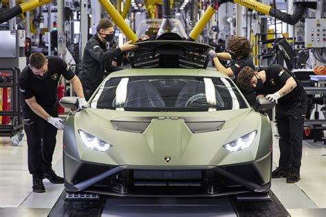 ¡revolución En Lamborghini En 2024 Todos Los Toros Estarán