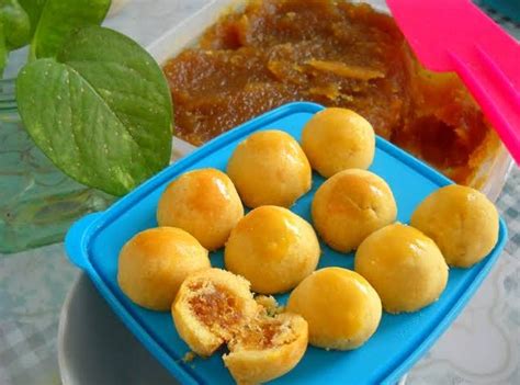 Rasa kremes yang ada pada menu ini akan lebih terasa renyah dengan bumbu yang cukup kuat terasa. 3 Variasi resep cara dan bahan membuat kue nastar yang enak, renyah dan gurih - Resep Makanan ...