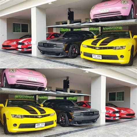 ดีเจเพรชจ้า ขับรถไปรับ นิวเคลียร์ และ น้องไทก้า กลับบ้านอย่างอบอุ่น. ซูมอินโรงจอดรถบ้าน ดีเจเพชรจ้า จัดมาแบบ 2 ชั้น นึกว่ามีแต่ ...