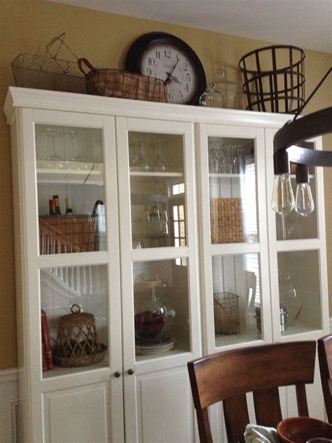Traditional Dining Room Decor With Ikea China Cabinet